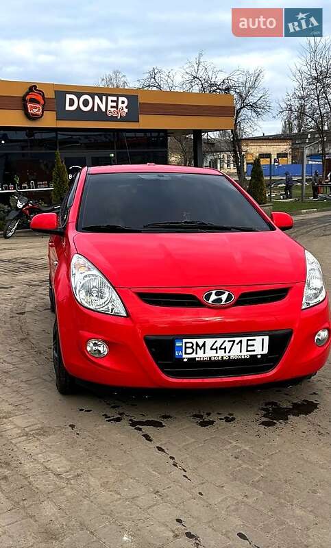 2012 hyundai i20