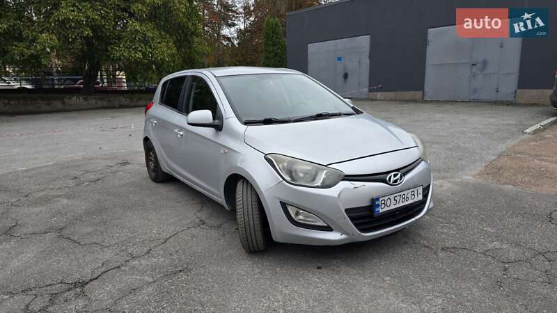 2013 hyundai i20