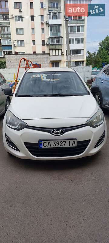 2013 hyundai i20