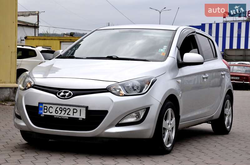 2013 hyundai i20