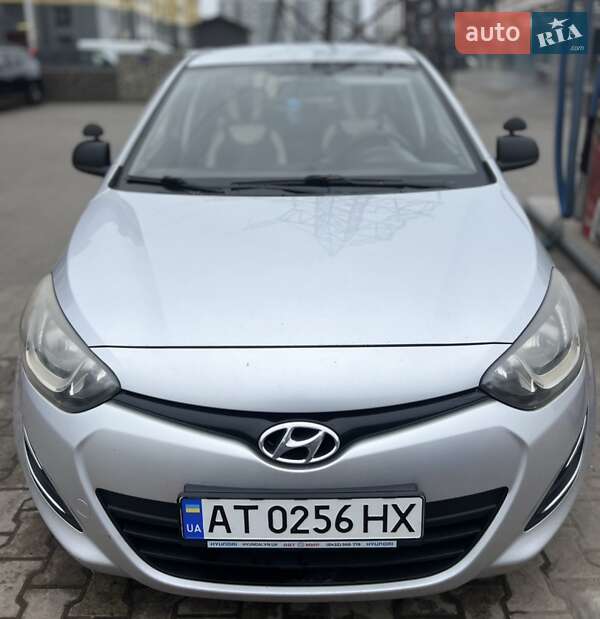 2013 hyundai i20