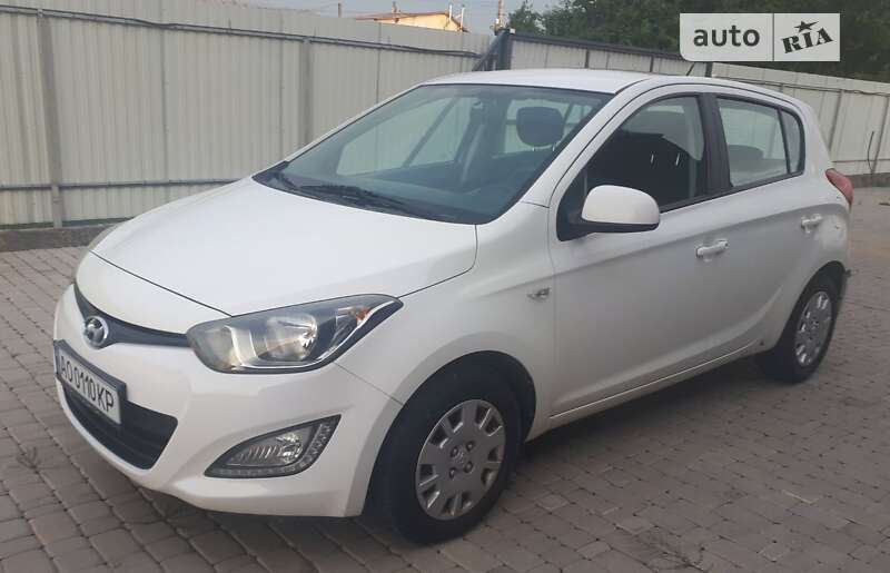 2013 hyundai i20