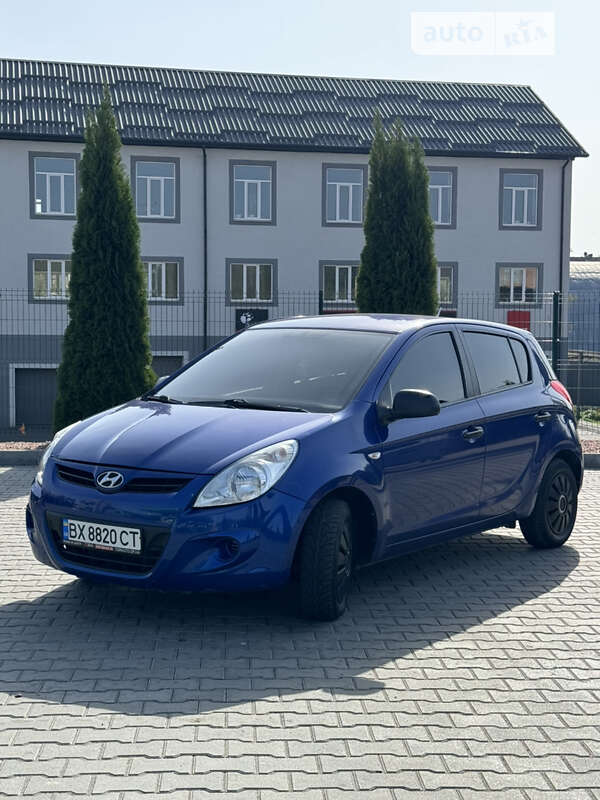 2011 hyundai i20