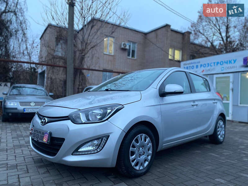 2012 hyundai i20