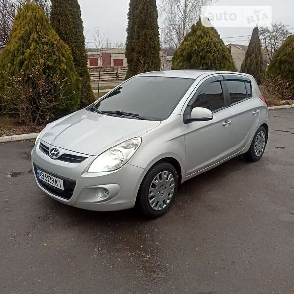 2010 hyundai i20