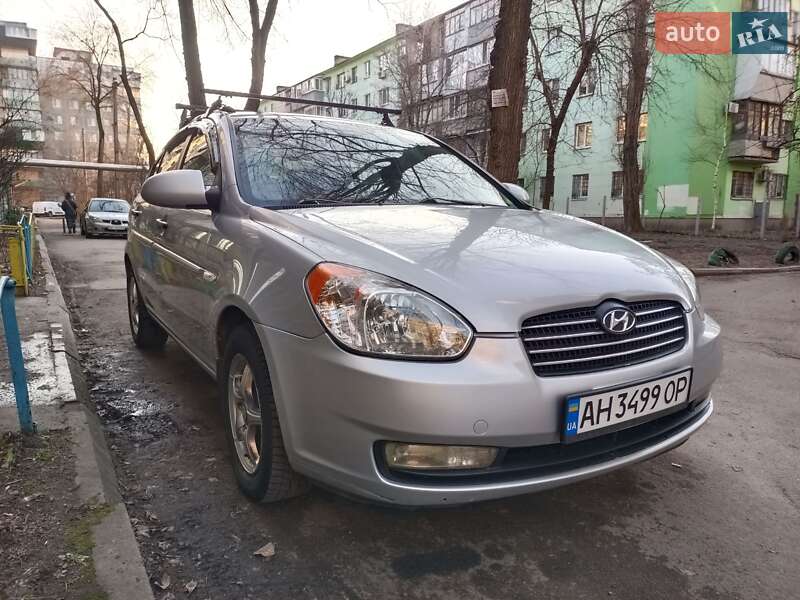 2009 hyundai accent
