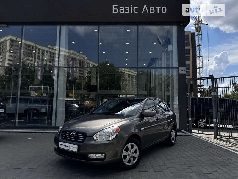 2009 hyundai accent