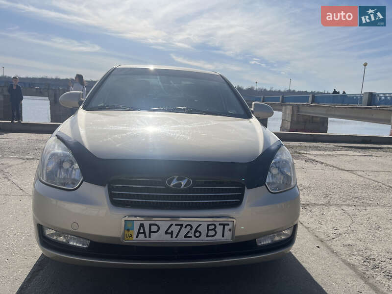 2009 hyundai accent