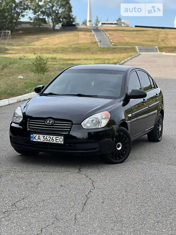 2009 hyundai accent