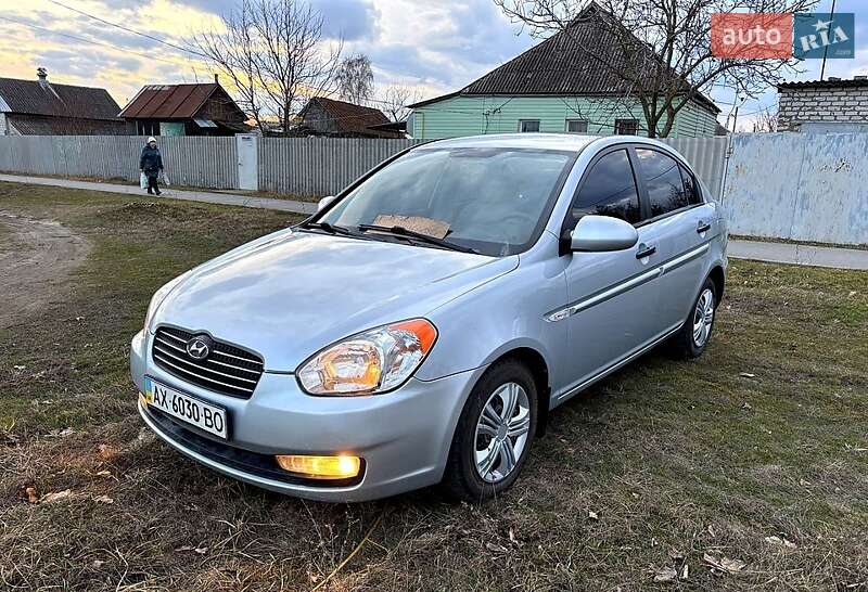2008 hyundai accent