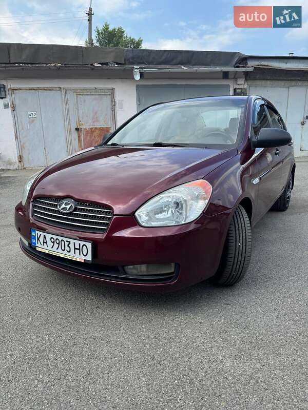 2008 hyundai accent