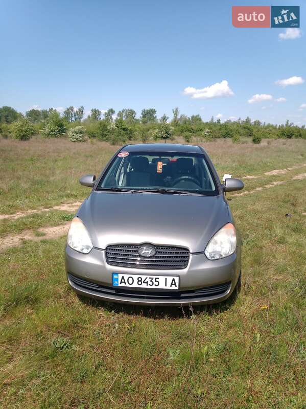 2008 hyundai accent