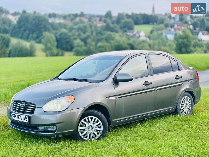 2008 hyundai accent