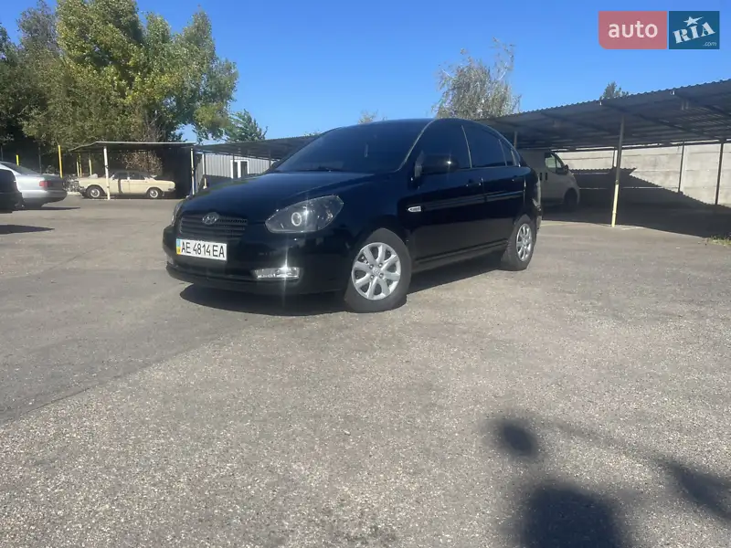 2008 hyundai accent