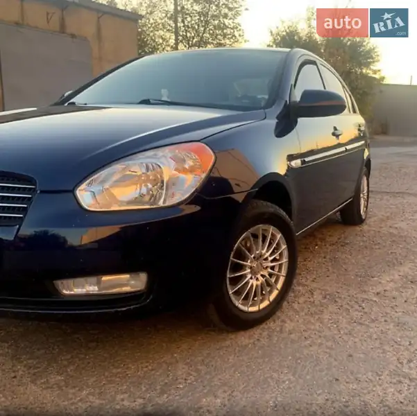 2008 hyundai accent