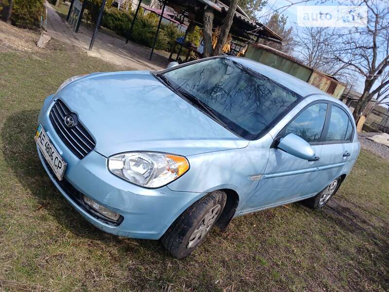 2008 hyundai accent