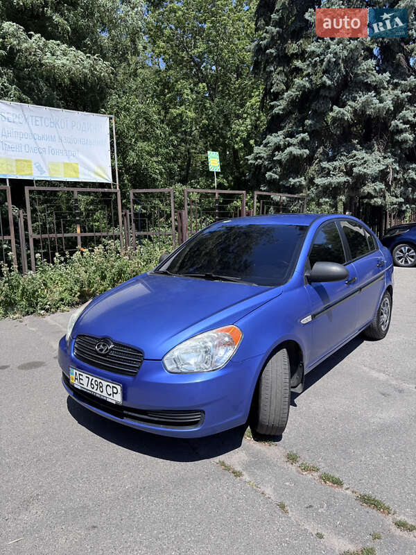 2008 hyundai accent