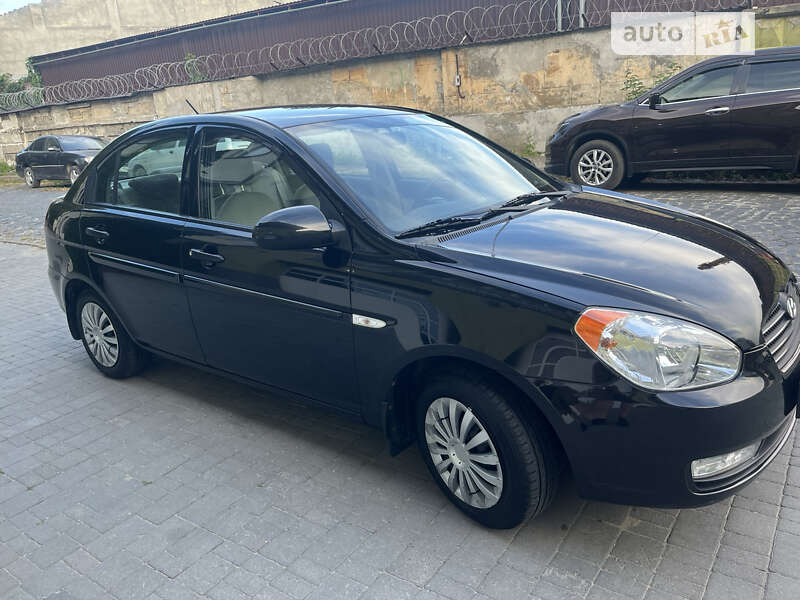 2008 hyundai accent