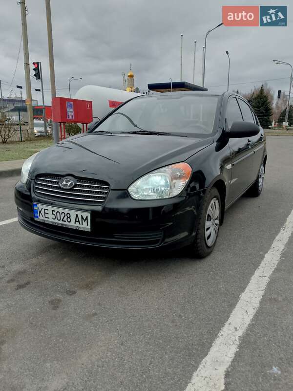 2008 hyundai accent