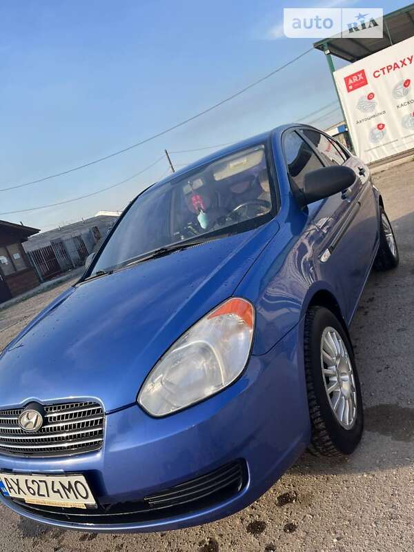 2008 hyundai accent