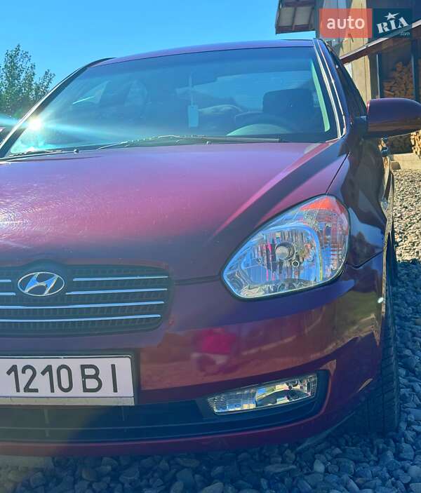 2008 hyundai accent