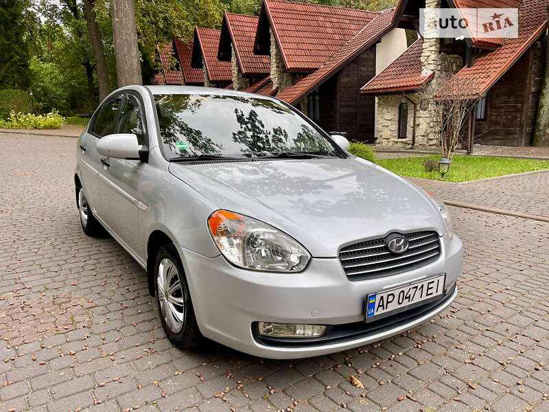 2008 hyundai accent