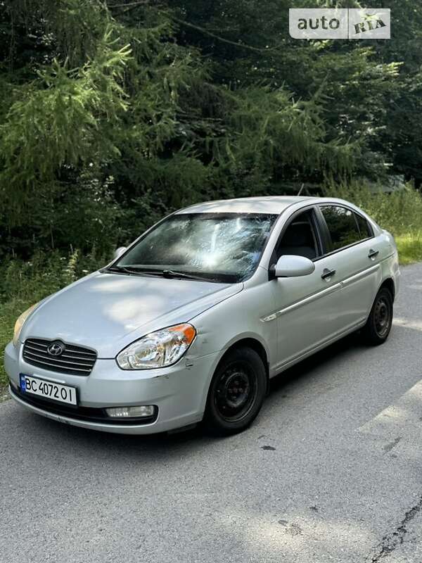 2007 hyundai accent