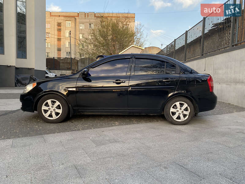 2008 hyundai accent
