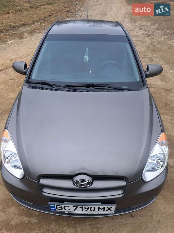 2008 hyundai accent