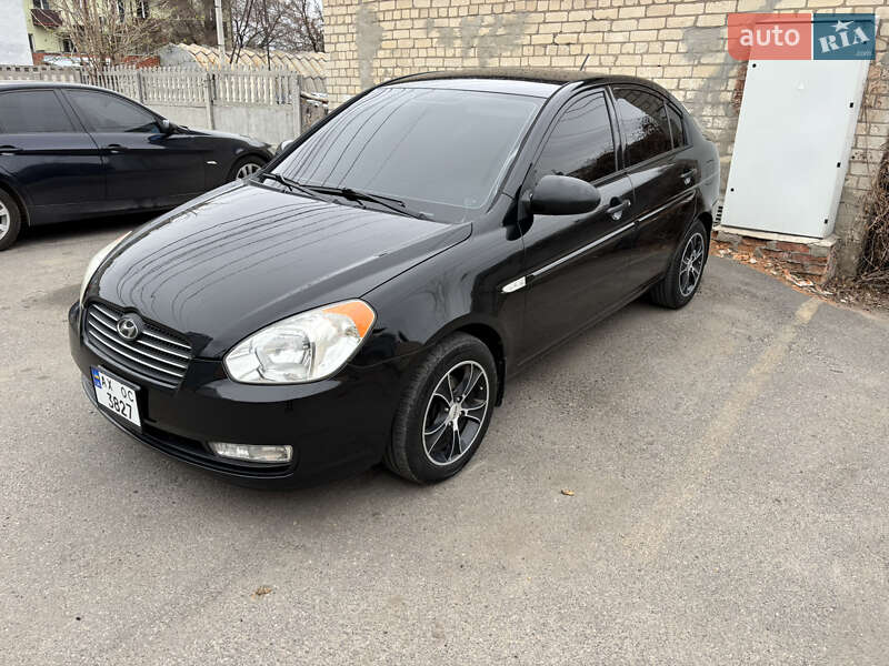 2008 hyundai accent