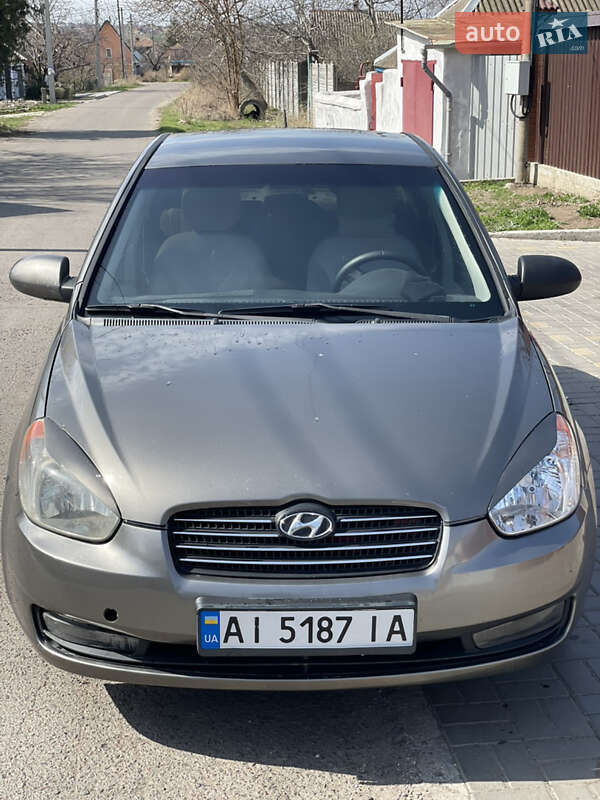 2008 hyundai accent
