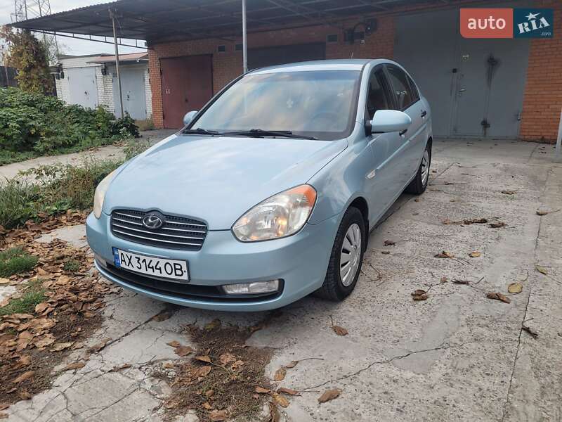 2008 hyundai accent