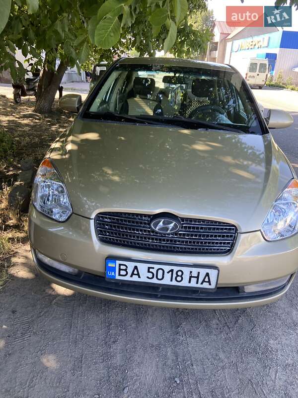 2008 hyundai accent