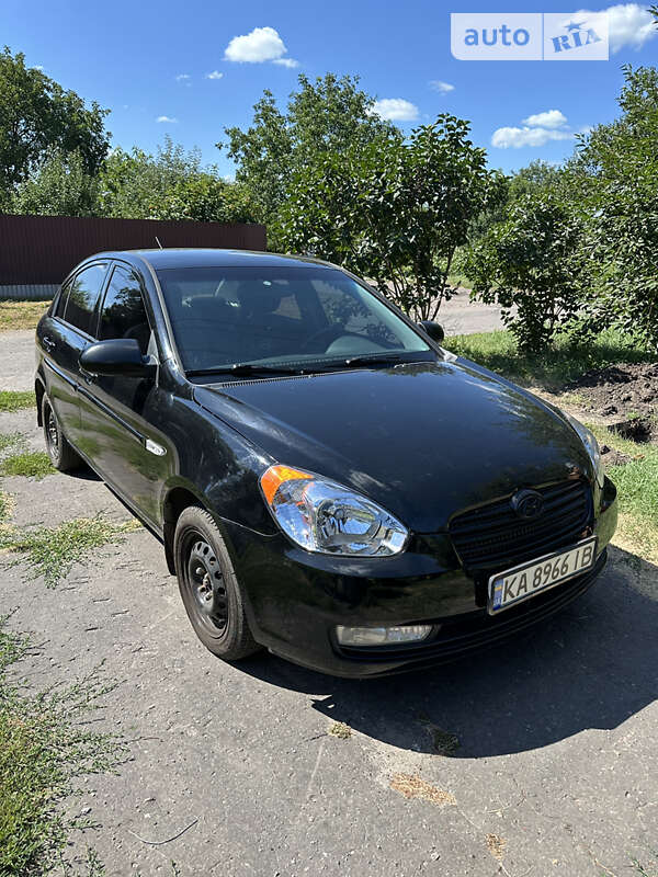 2008 hyundai accent
