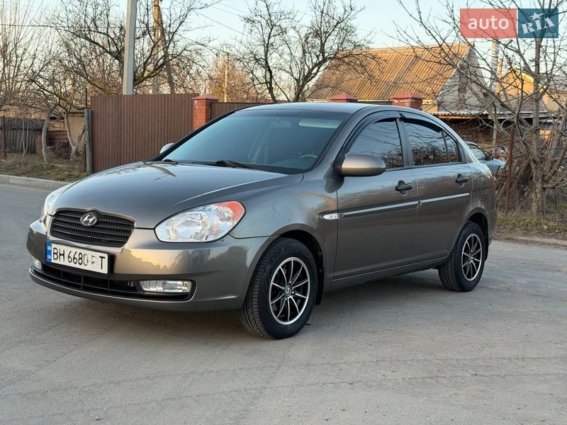 2008 hyundai accent