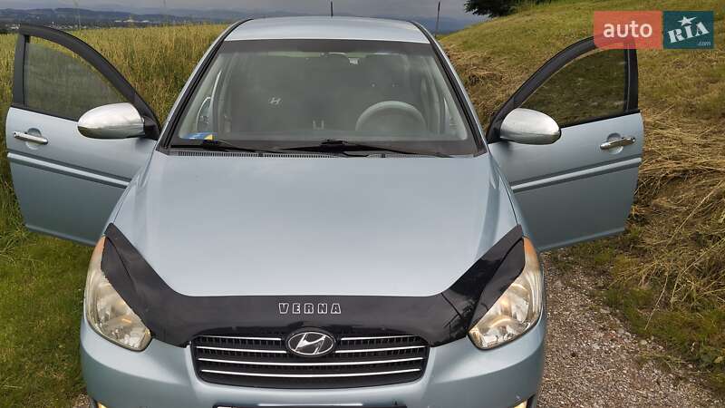 2008 hyundai accent