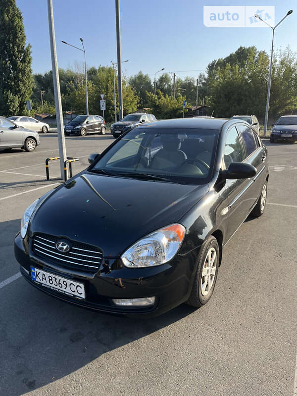 2008 hyundai accent