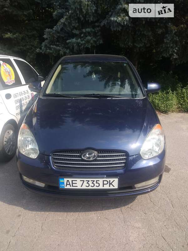 2009 hyundai accent
