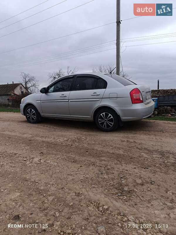 2006 hyundai accent