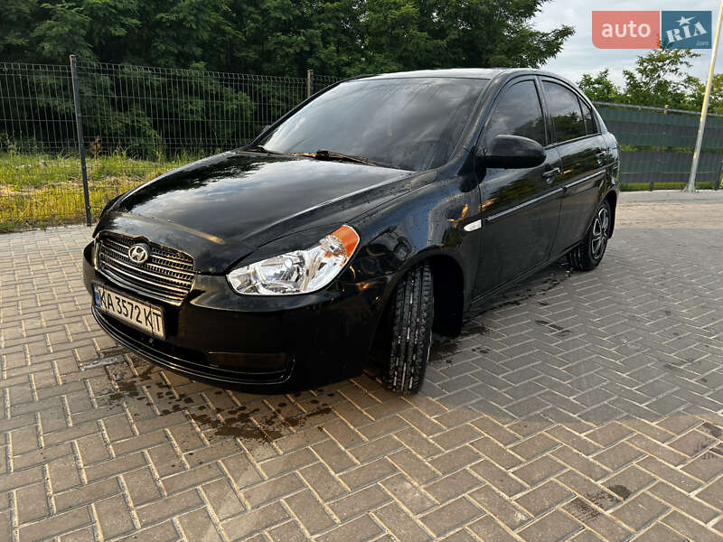 2009 hyundai accent