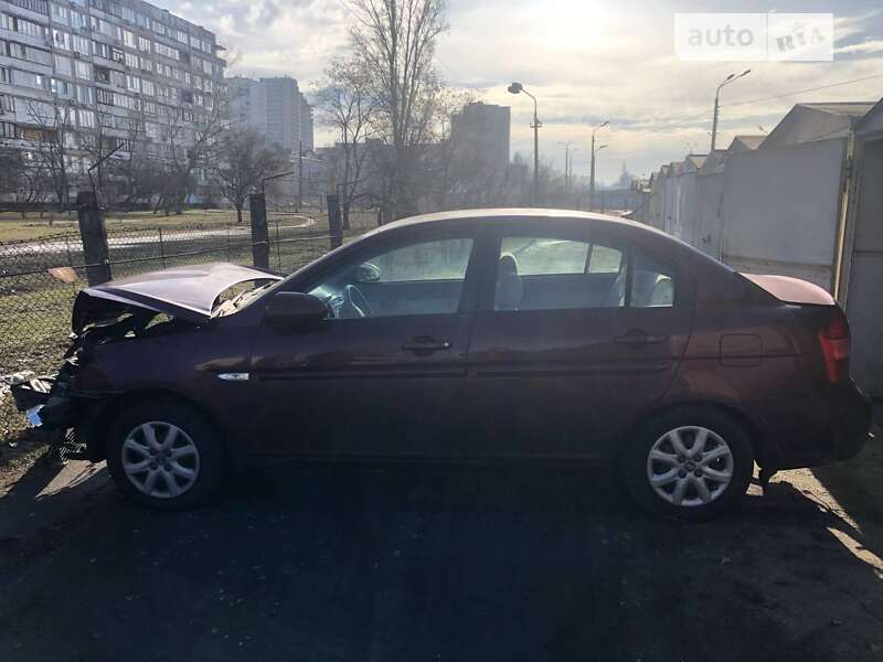 2008 hyundai accent