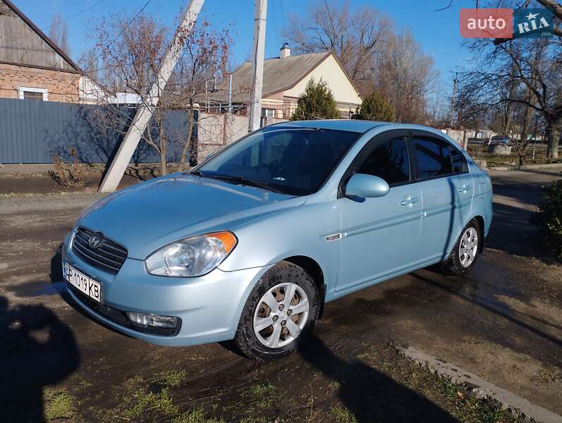 2008 hyundai accent