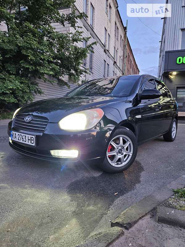 2008 hyundai accent