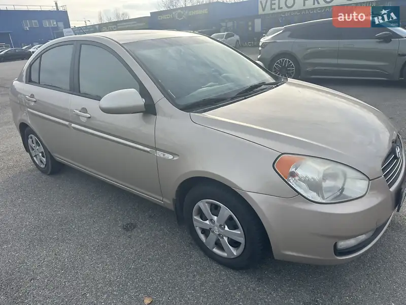 2008 hyundai accent