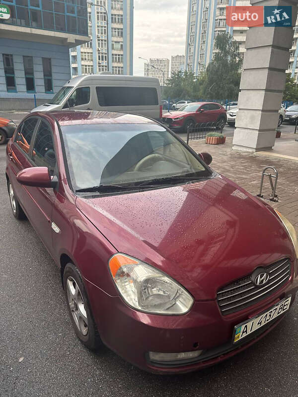 2008 hyundai accent