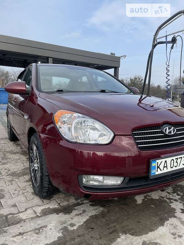 2008 hyundai accent