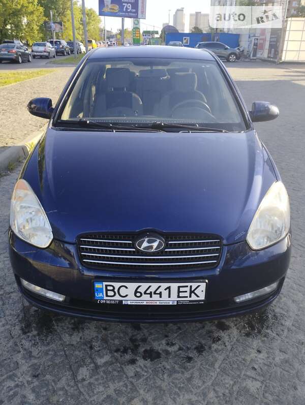 2008 hyundai accent