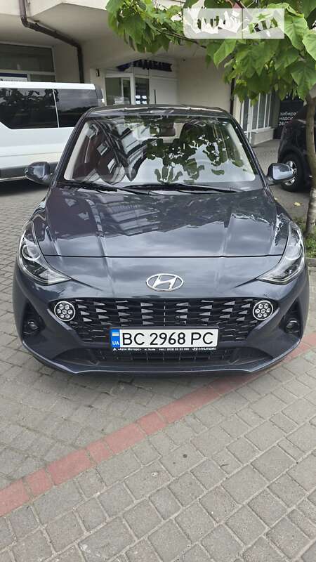 2022 hyundai i10