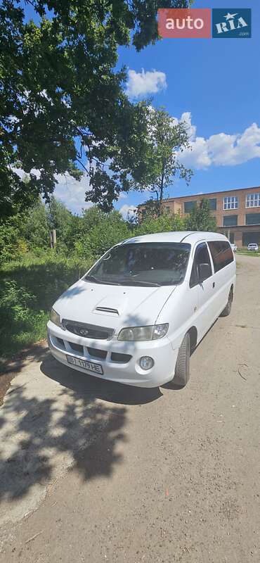 2003 hyundai h-1
