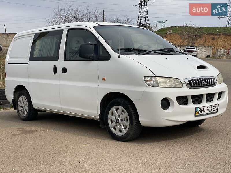 2006 hyundai h-1